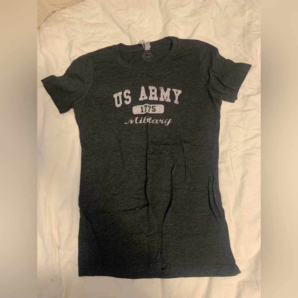 Women’s t shirt
